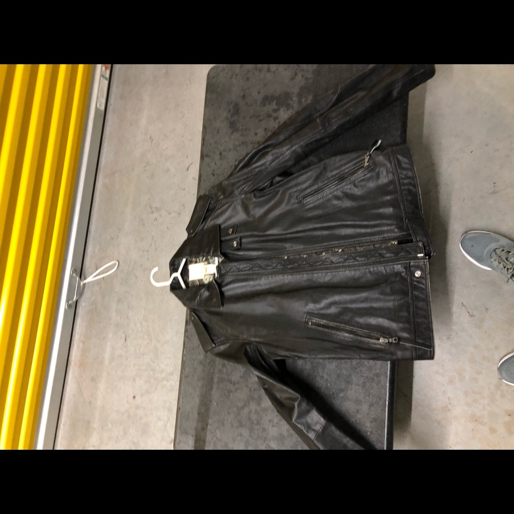 Jacket - Picture 5 of 7